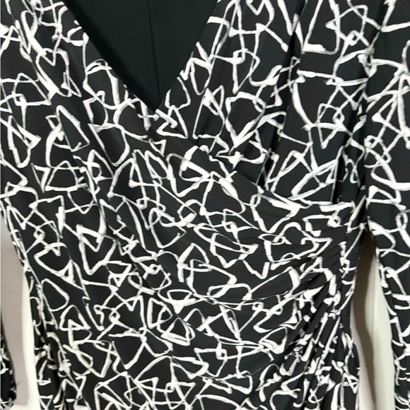 Lauren Ralph Lauren midi dress black pattern long sleeve gathered size 6 - Picture 3 of 4
